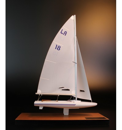 M16 Scow desk model