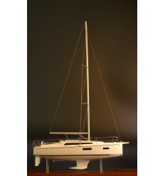 9709-home_default