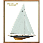 Medios modelos con marco de madera