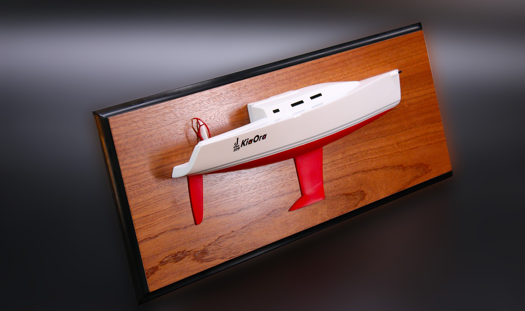 J-109 JBoats half hull with cabin and cockpit only - Image 3