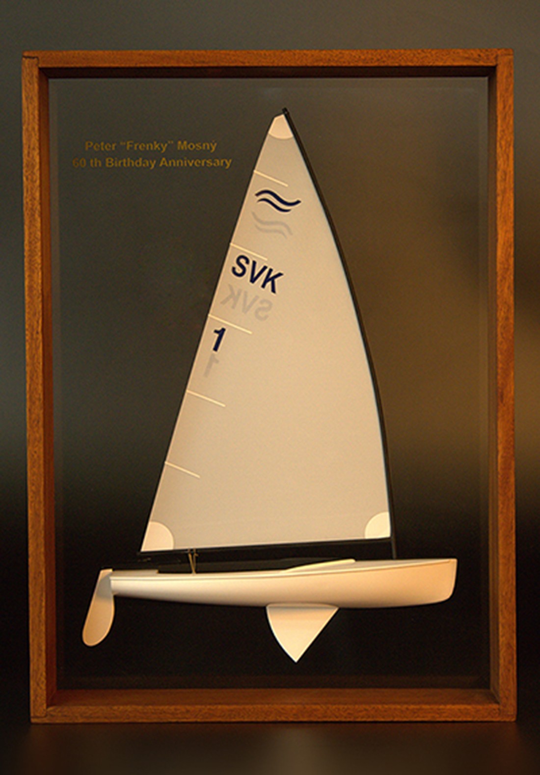 Finn, graceful framed half model - Image 2