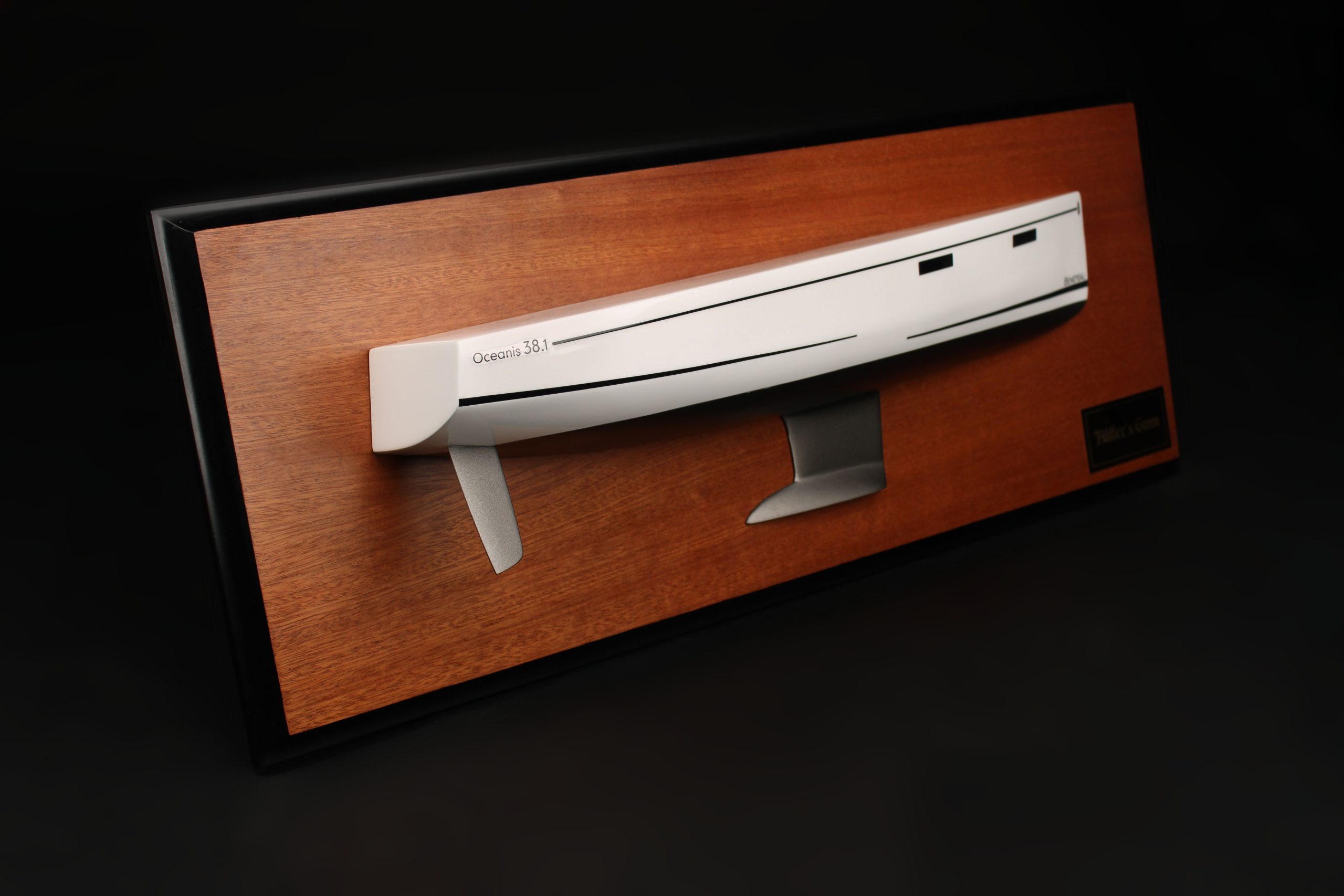 Beneteau 38.1-Custom Half Hull - Image 3