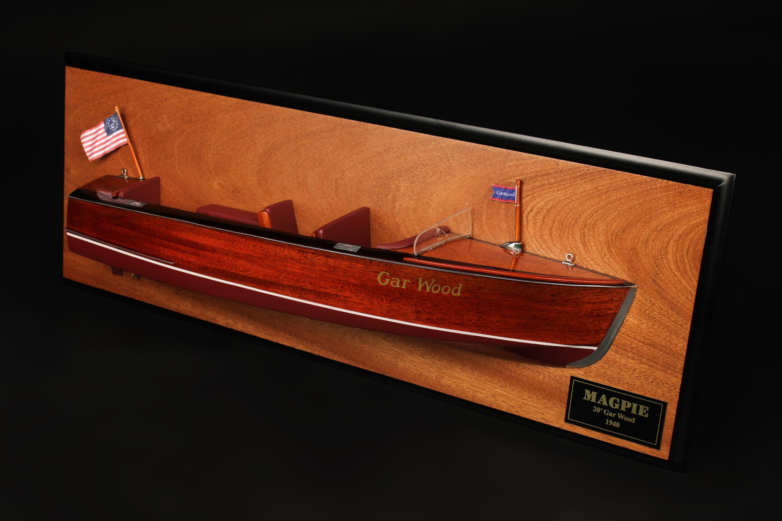 Own the Glamour: Gar Wood Utility 20.6 Half Model, Scale 1/12 - immagine 3
