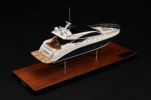 Sea Ray L650 Express-Custom Miniature
