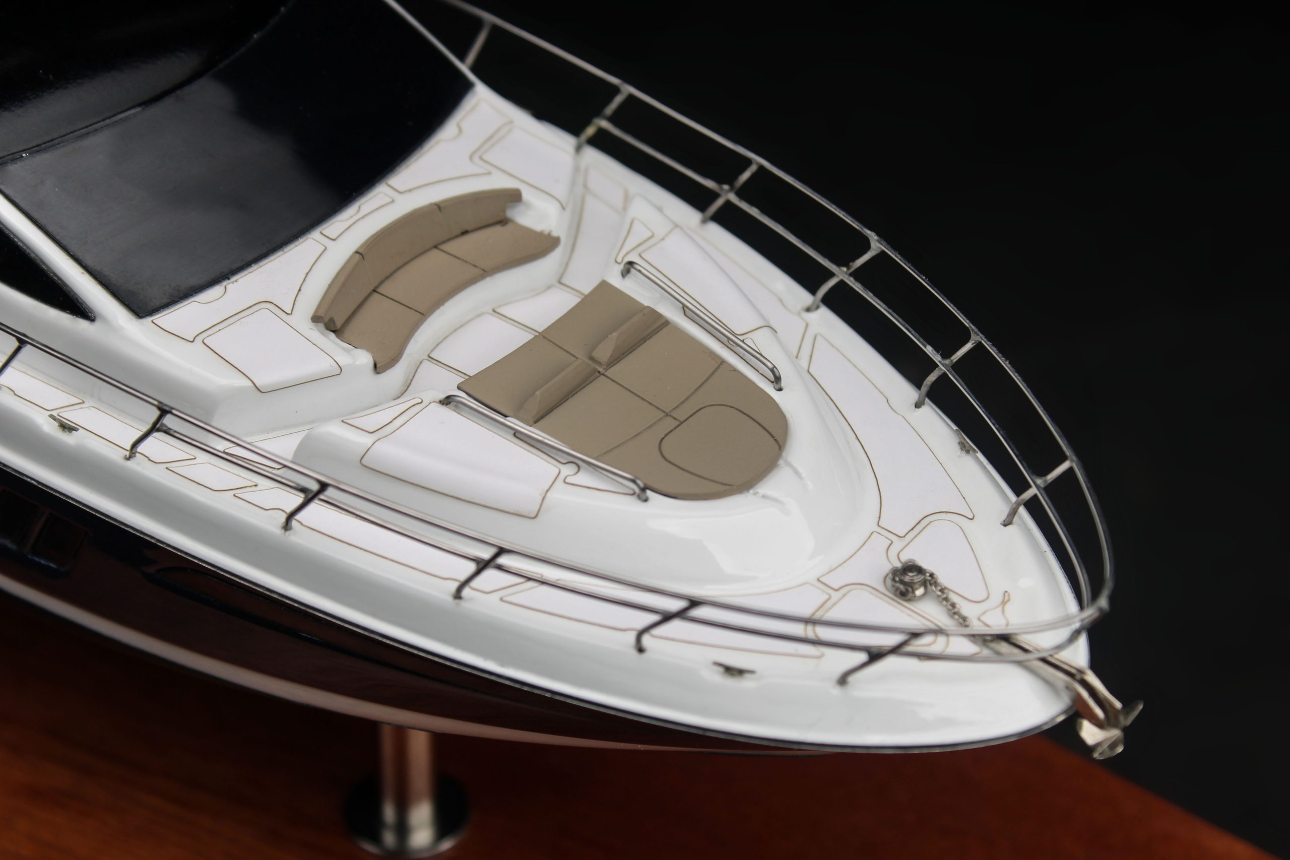 Sea Ray L650 Express-Custom Miniature - Image 9