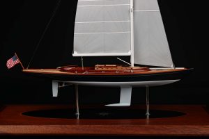 Spirit 46 "Bamboozle"-Custom Model+Desk Model