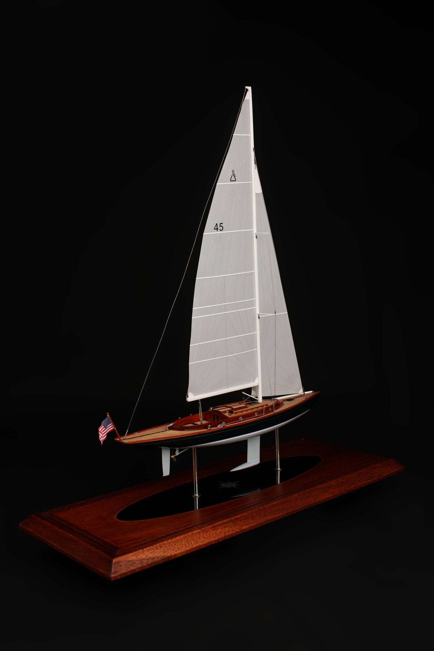 Spirit 46 "Bamboozle"-Custom Model+Desk Model – Image 2