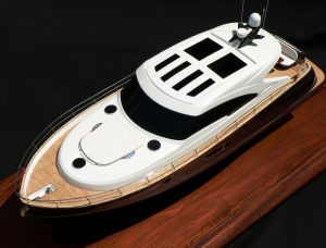 Custom Models - Belize - Belize 52 Hard Top - Abordage