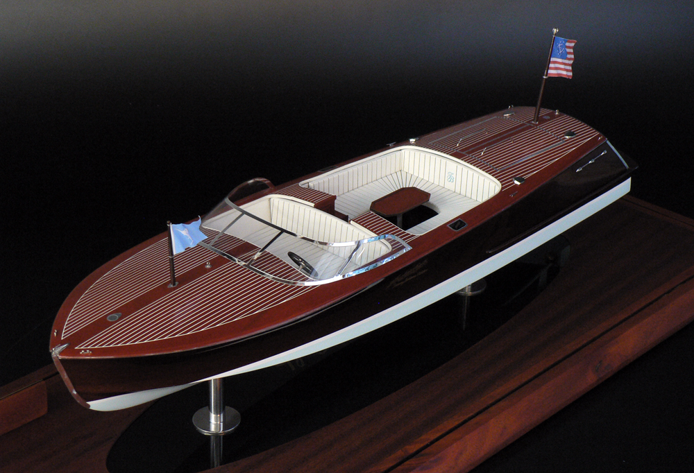 Custom Models - Hacker Craft - 27' Tommy Bahama edition Hacker-Craft - Abordage