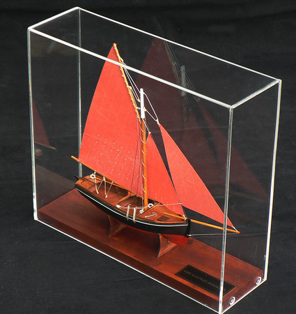 Desk Models - - Galway Hooker - Abordage