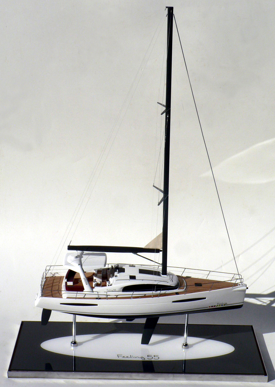 Custom Models - Alliaura - Alliaura Feeling 55 - Abordage