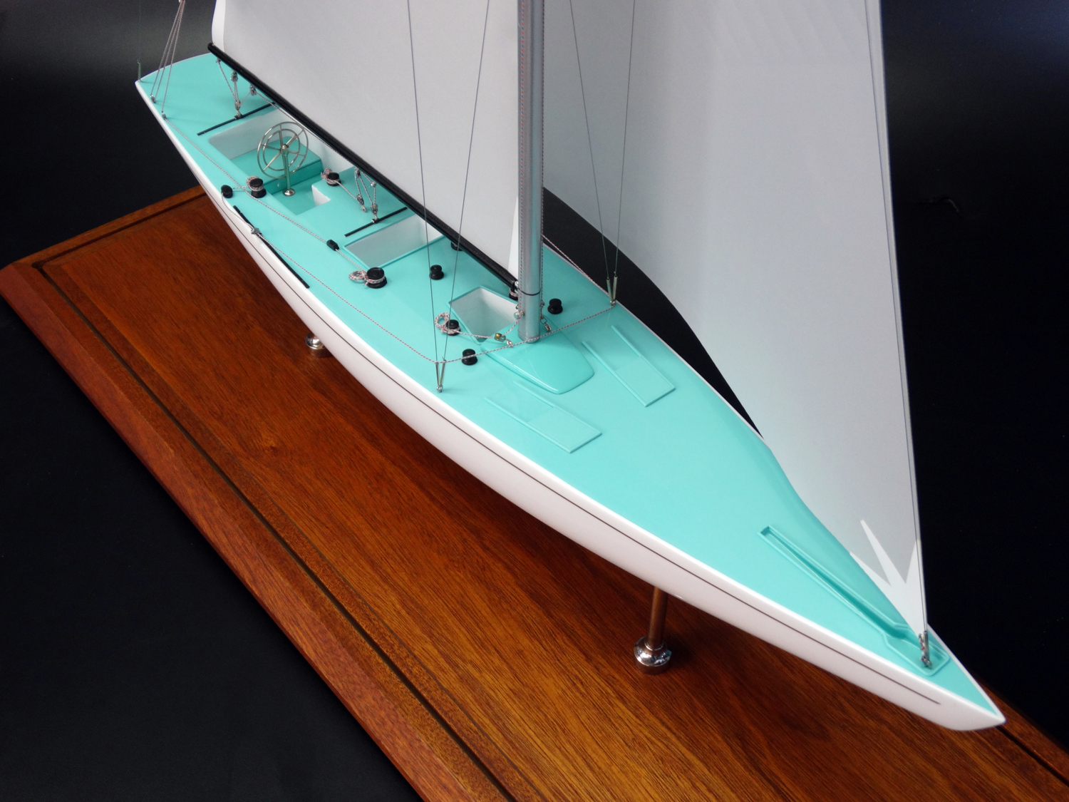 Barche di Coppa America - - Intrepid 1967 - Abordage