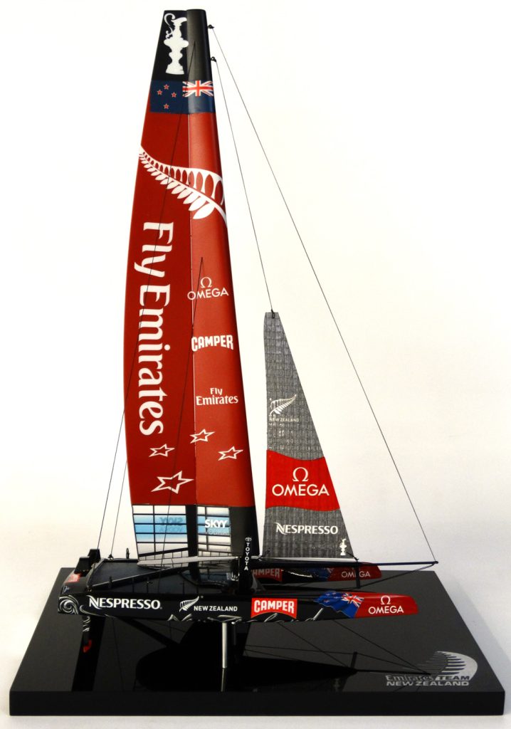 America's Cup Boats - - Emirates Team New Zealand - AC 72 - 2013 - Abordage