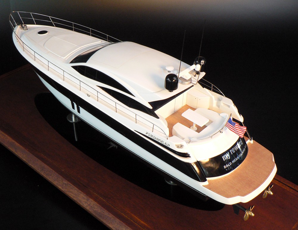 Custom Models - Pershing yachts - PERSHING 62 - Abordage