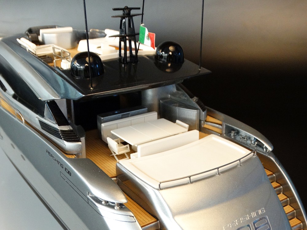 Custom Models - Pershing yachts - PERSHING 108 - Abordage