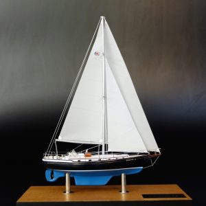Custom Desk Models - Gozzard Yachts - Gozzard 41 desk model - Abordage