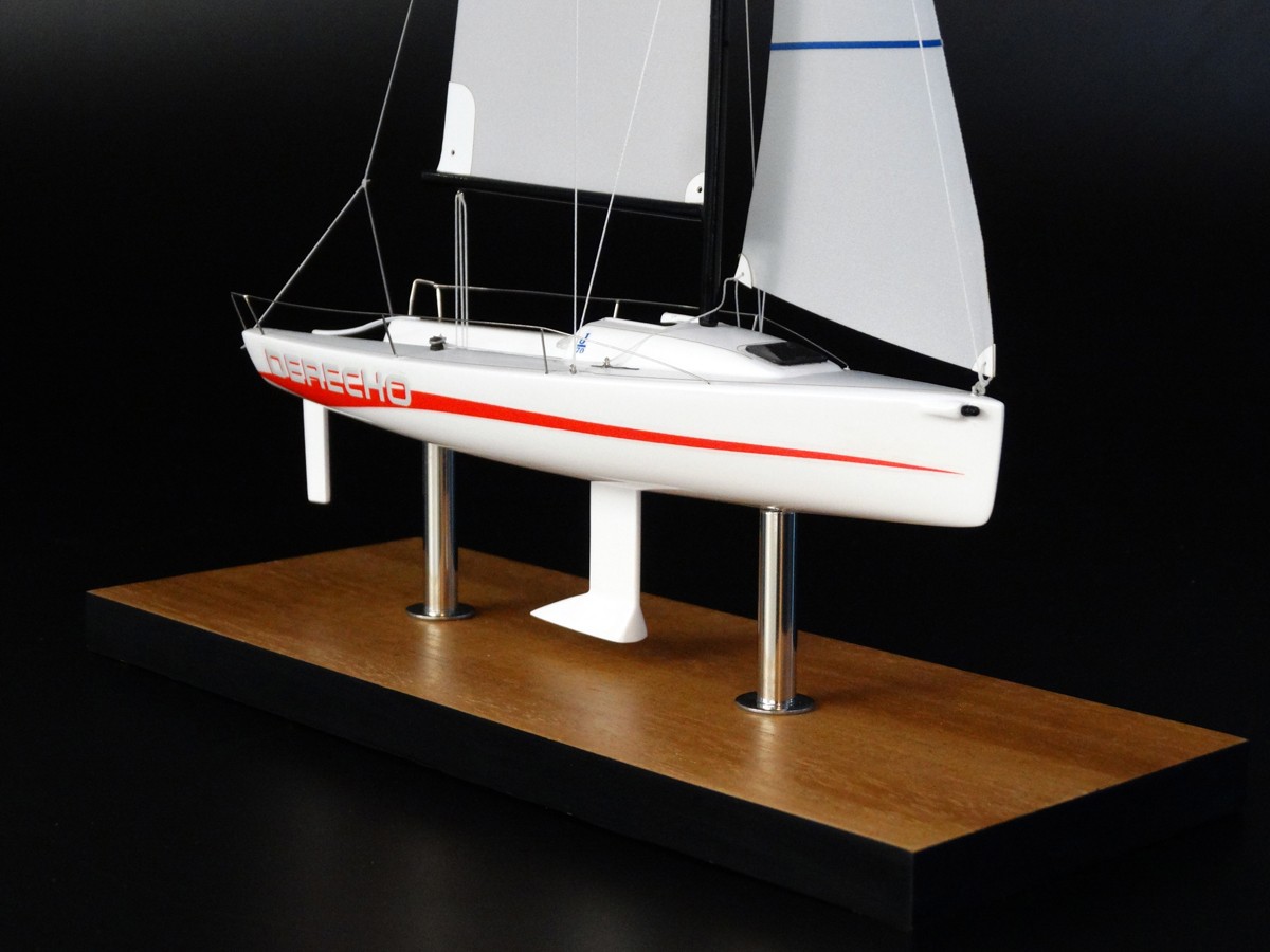 Custom Desk Models - JBoats - J70 desk model - Abordage