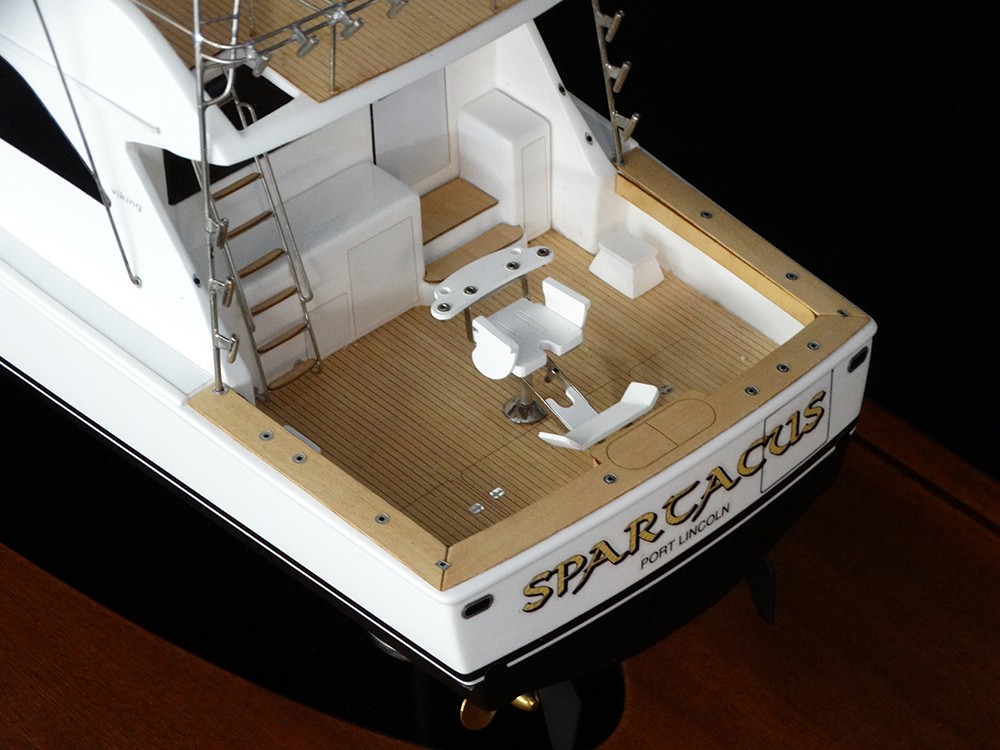 Custom Models - Viking Yachts - Viking 55 Custom Model - Abordage