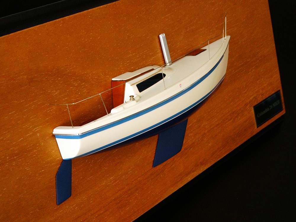 Custom Half Models - Columbia Sailing Yachts - Columbia 26 MK II half model - Abordage