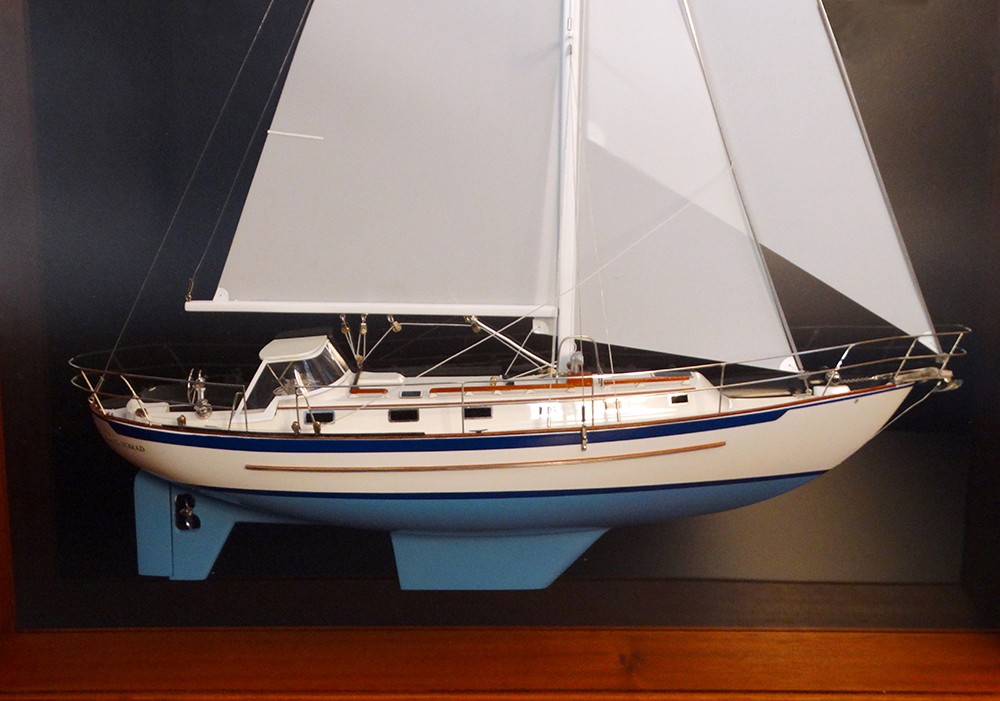 Custom Half Models - Pacific Seacraft - Pacific Seacraft 40 Framed Half Model - Abordage