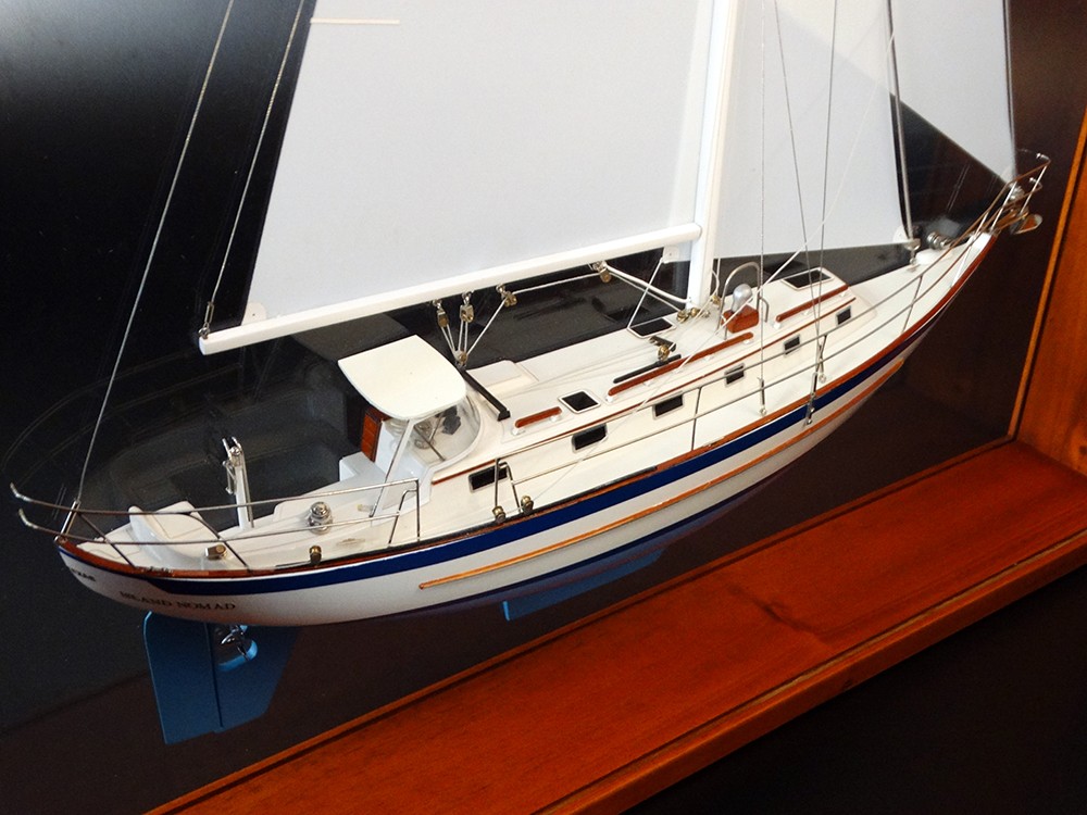 Custom Half Models - Pacific Seacraft - Pacific Seacraft 40 Framed Half Model - Abordage