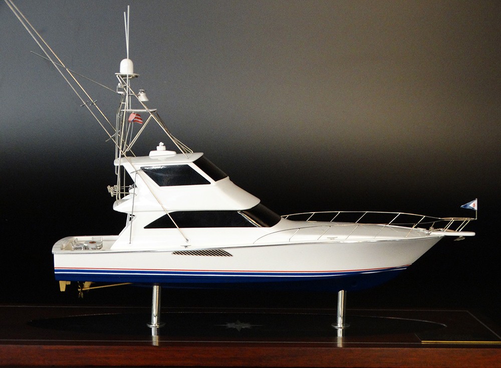 Custom Desk Models - Viking Yachts - Viking 61 Cervecita Desk Model - Abordage