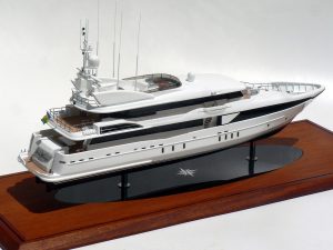 Custom Models - Broward - Broward 140 "Lady Kathryn III" - Abordage