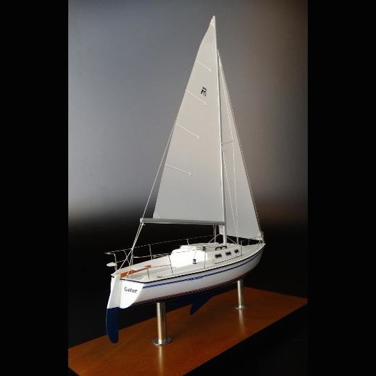 Custom Desk Models - Precision - Precision 23 desk model Gator - Abordage