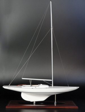 Classic Yachts - - Dragon 1929 - Abordage