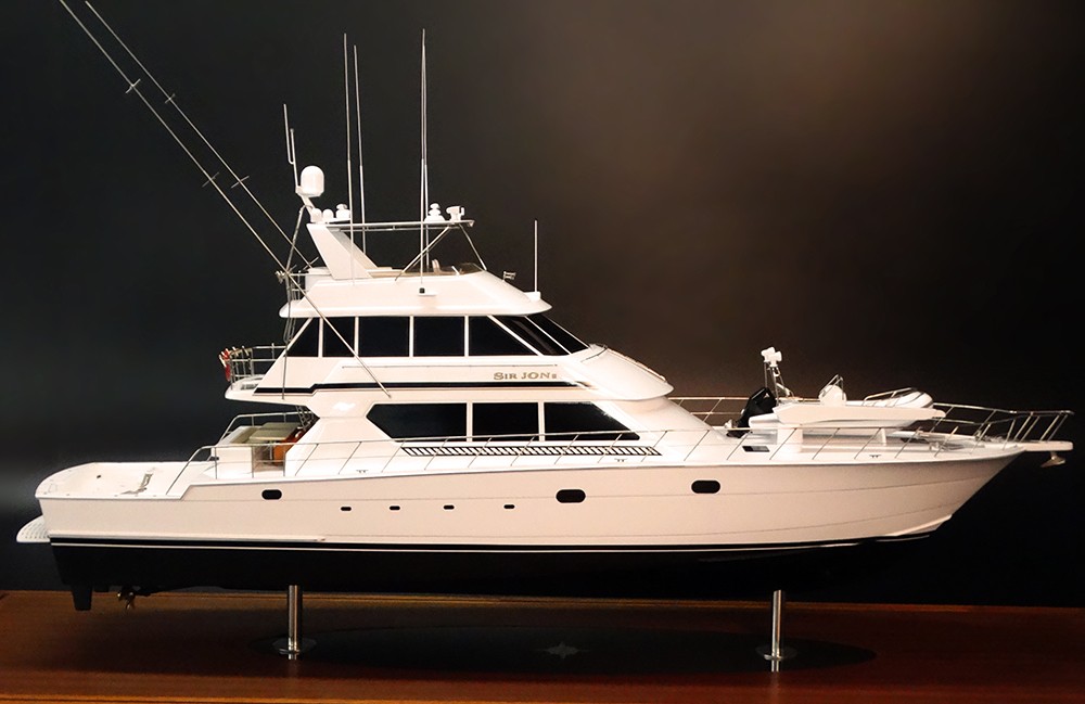 Custom Models - Hatteras - Hatteras 92 custom boat model - Abordage