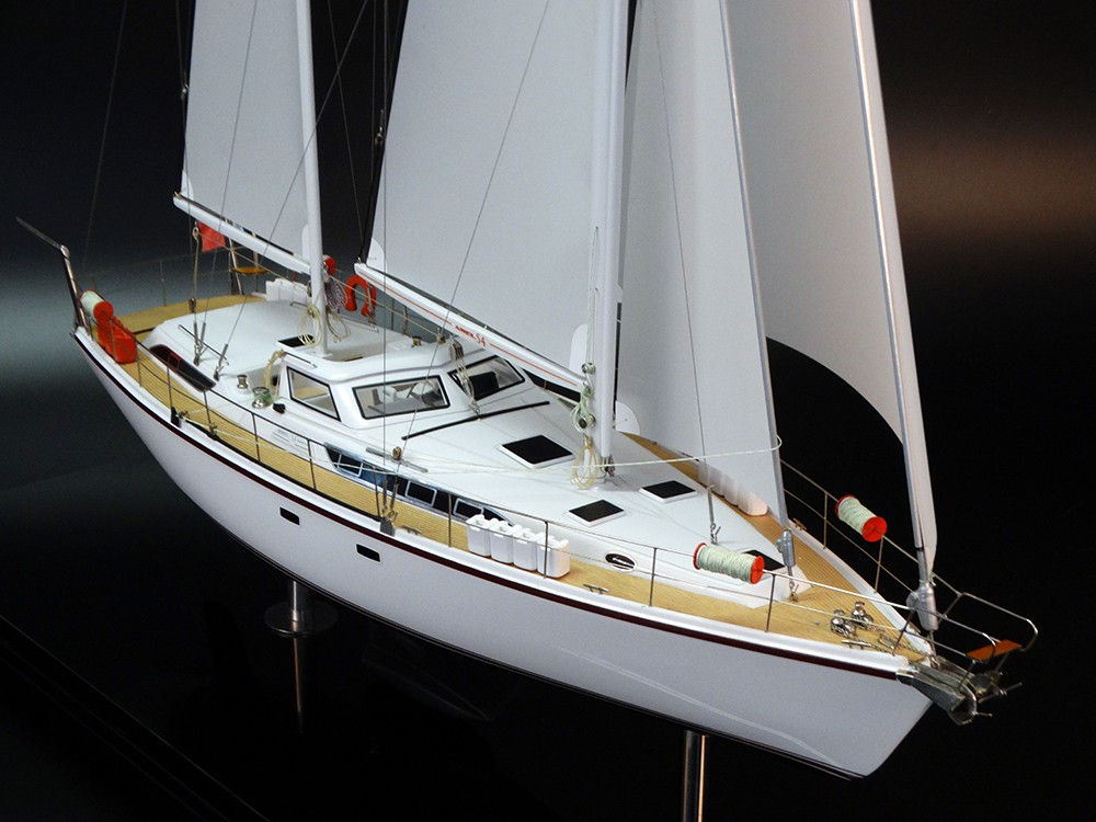 Custom Models - Amel - Amel 54 Custom model - Abordage