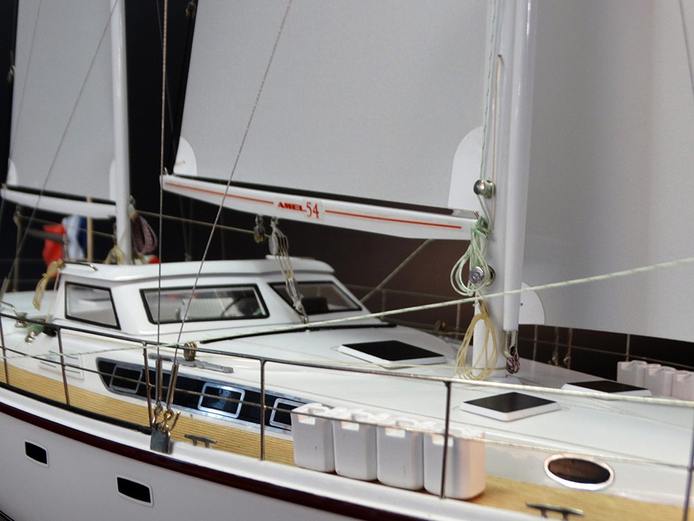 Custom Models - Amel - Amel 54 Custom model - Abordage