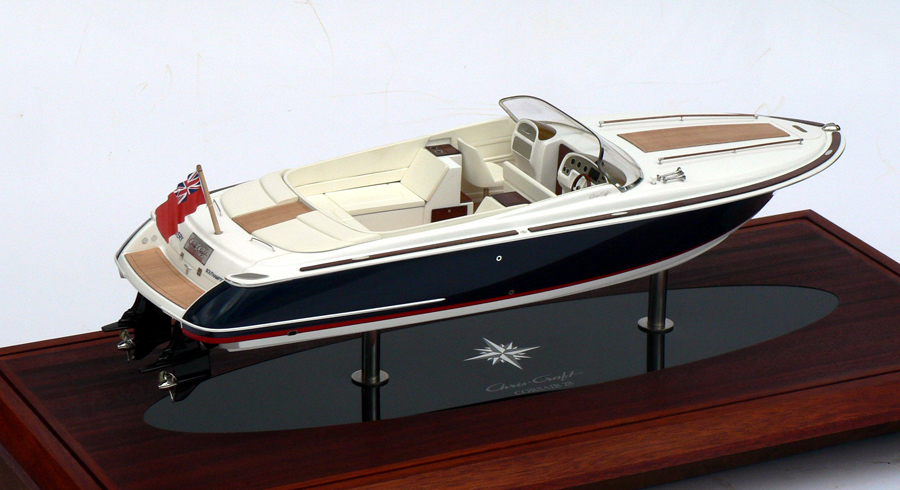 Custom Models - Chris Craft - Chris Craft 28 "Bravery" - Abordage
