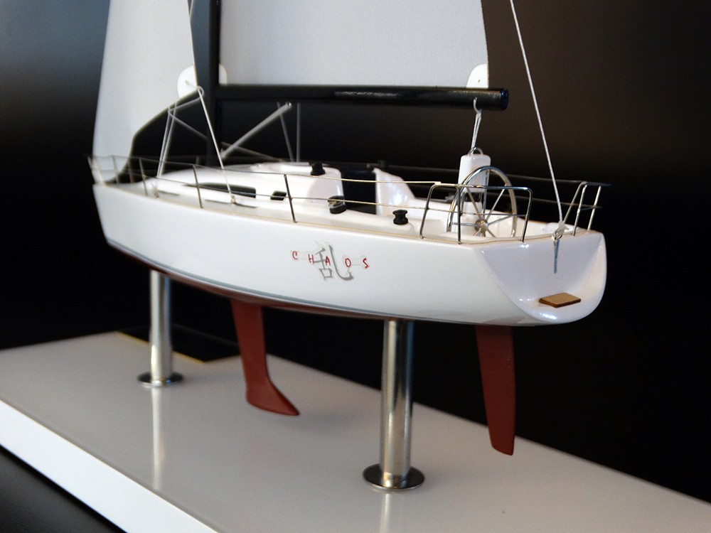 Custom Desk Models - Farr - Farr 395 - Chaos desk model - Abordage