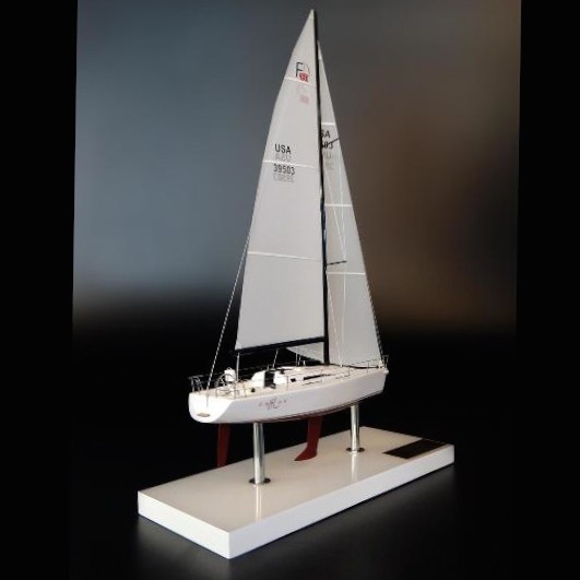 Custom Desk Models - Farr - Farr 395 - Chaos desk model - Abordage