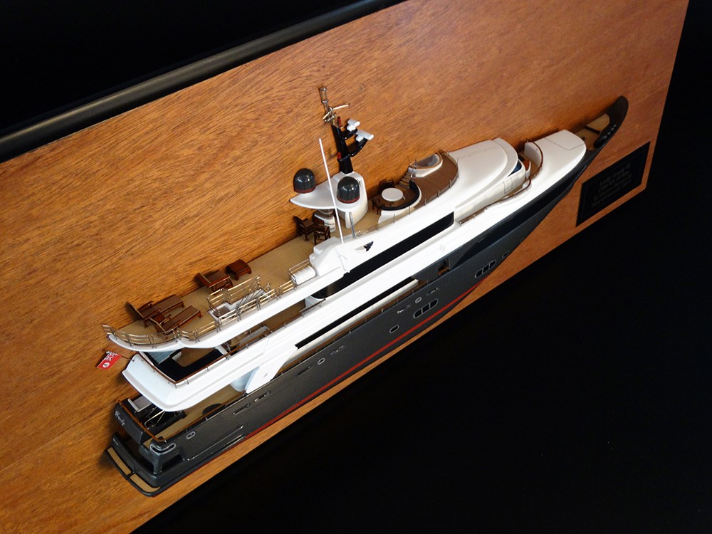 Custom Half Models - CRN - CRN 43 half hull with deck details - Abordage