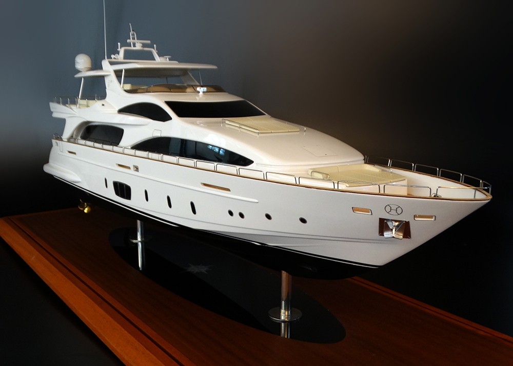 Custom Models - Azimut - Azimut 105 custom model - Abordage