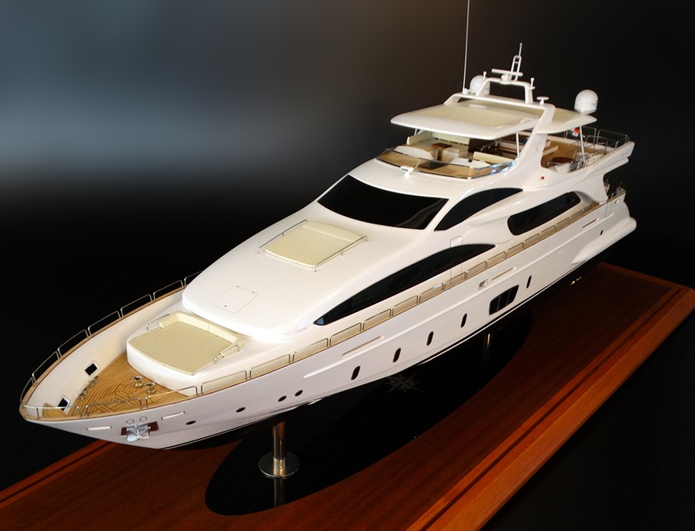 Custom Models - Azimut - Azimut 105 custom model - Abordage