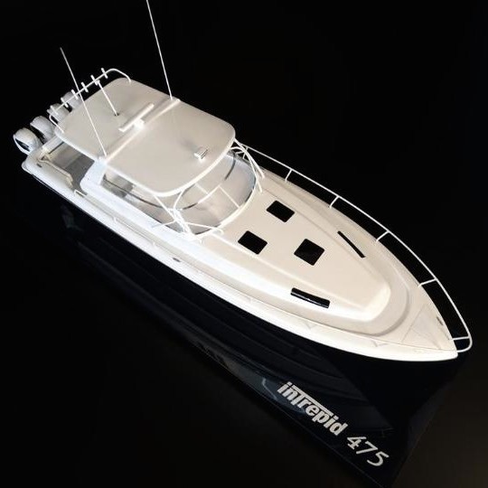 Custom Desk Models - Intrepid Powerboats - Intrepid 475 custom desk model - Abordage