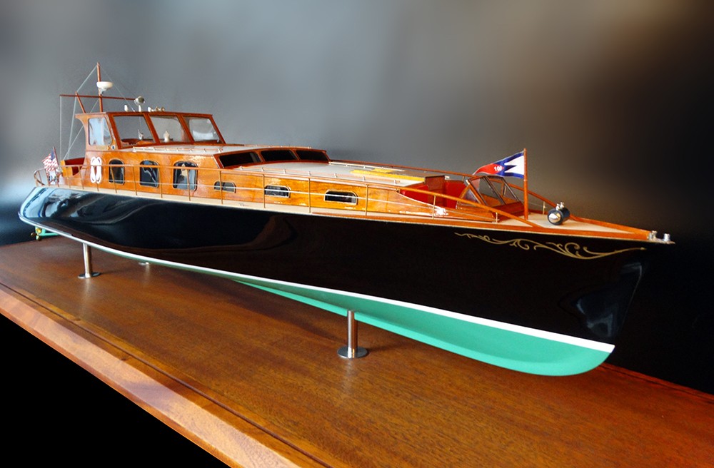 Custom Models - Brooklin Boat Yard - Classic 1937 Commuter Yacht 74 APHRODITE - Abordage