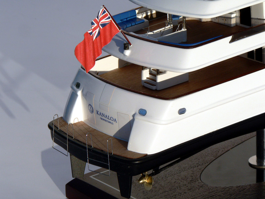 Custom Models - CRN - CRN Yacht "Kanaloa" - Abordage