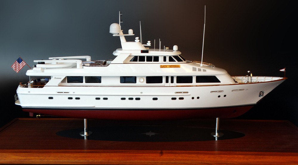 Custom Models - - Feadship 120 custom model - Abordage