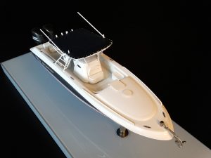 Custom Models - WELLCRAFT - Wellcraft Scarab 35 Cuddy Cabin 2009 desk model - Abordage