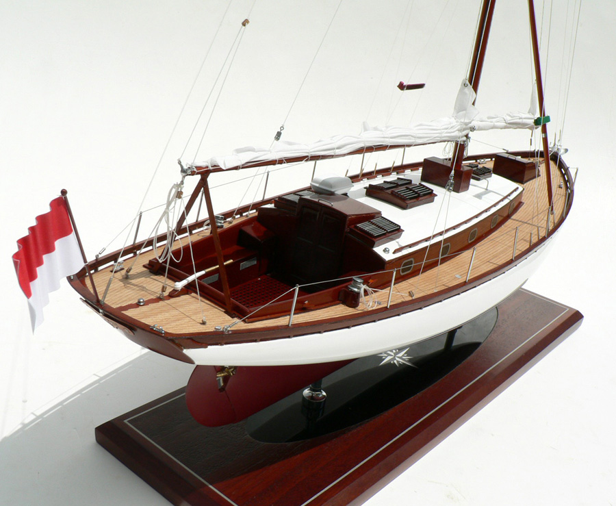 Custom Models - Dervin - Dervin "La Pery" - Abordage