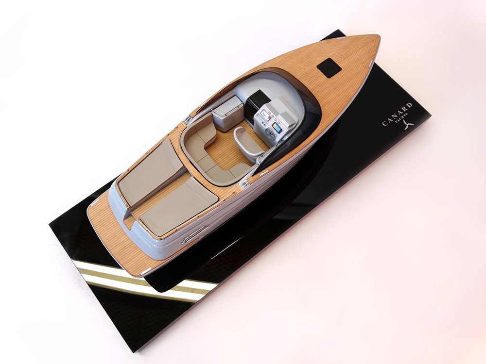 Custom Models - CANARD Yachts - E-Motion 36 Motor Yacht from Canard Yachts custom model - Abordage