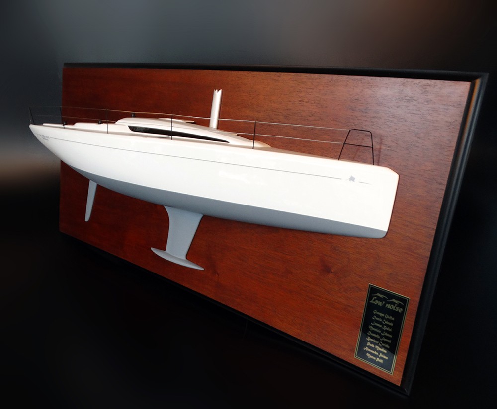 Custom Half Models - Italia Yachts - Italia Yachts 9.98 half model - Abordage