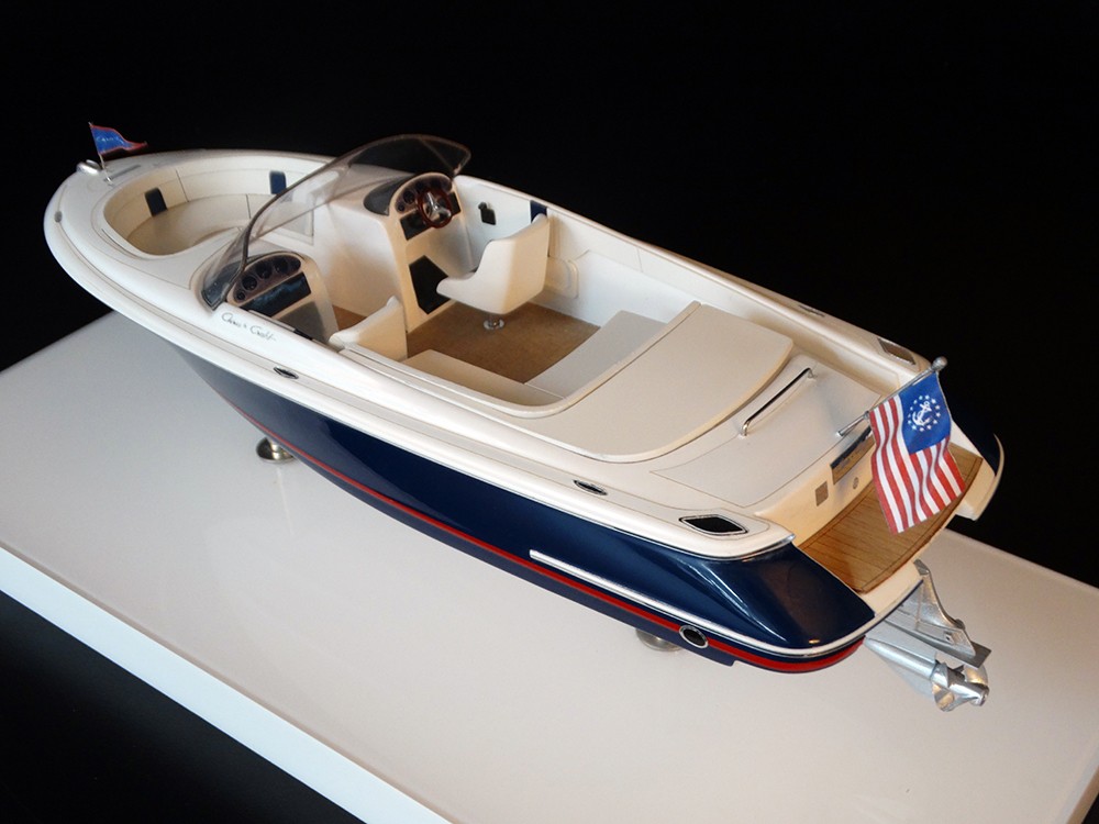 Custom Models - Chris Craft - Chris Craft Launch 22 custom model - Abordage