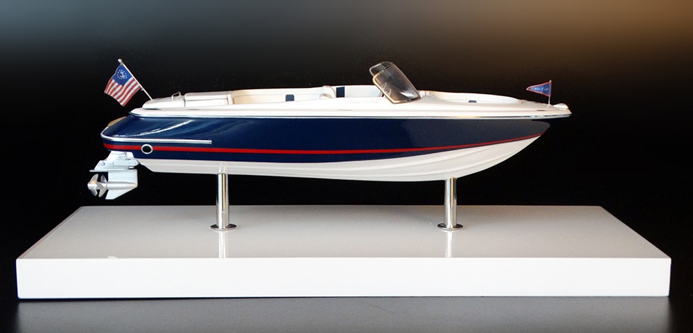 Custom Models - Chris Craft - Chris Craft Launch 22 custom model - Abordage