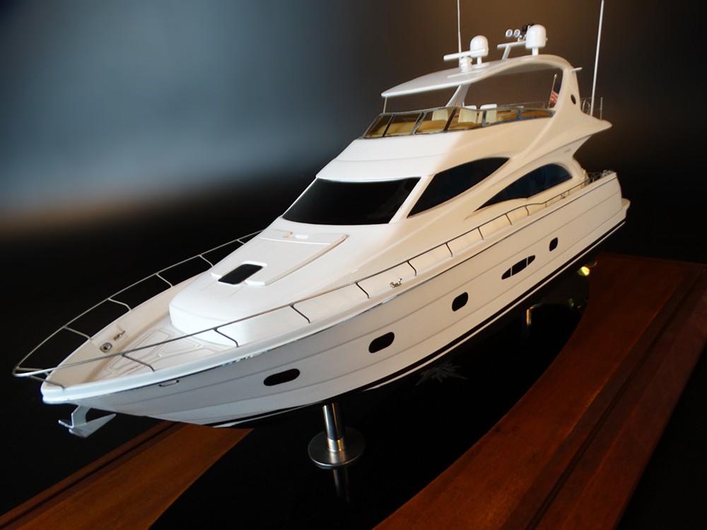 Custom Models - Carver Marquis - Marquis 65 custom model - Abordage