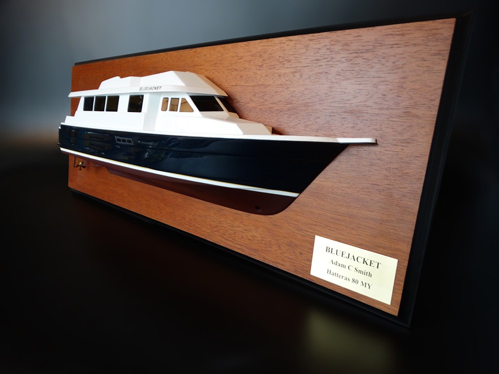 Custom Half Models - Hatteras - Hatteras 80 Sport Deck half model - Abordage